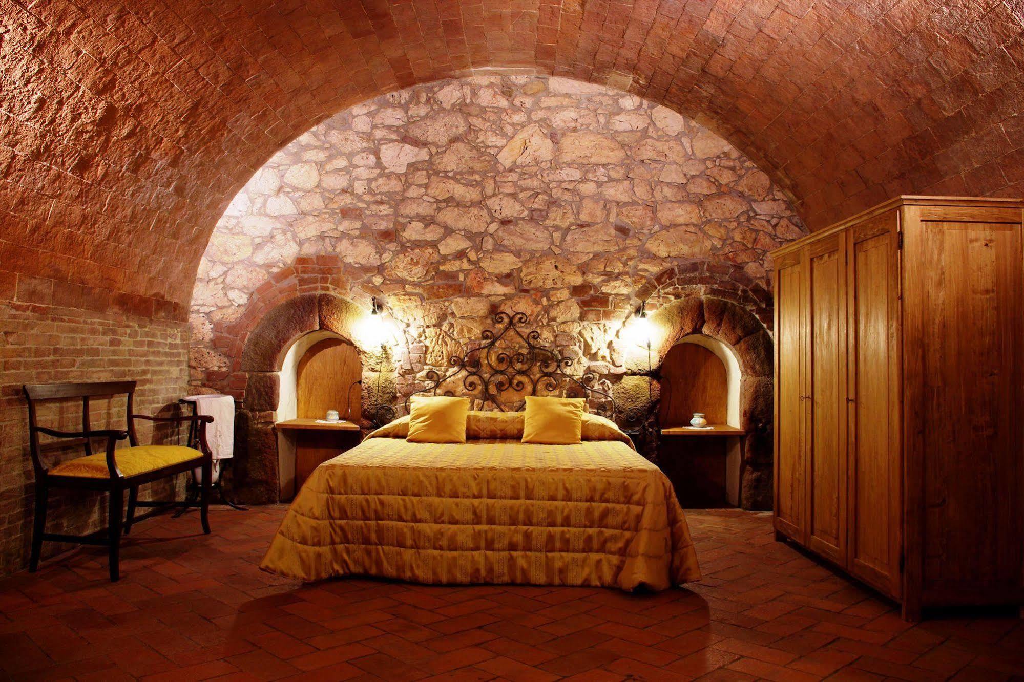 La Fornace Di San Galgano Villa Frosini ภายนอก รูปภาพ