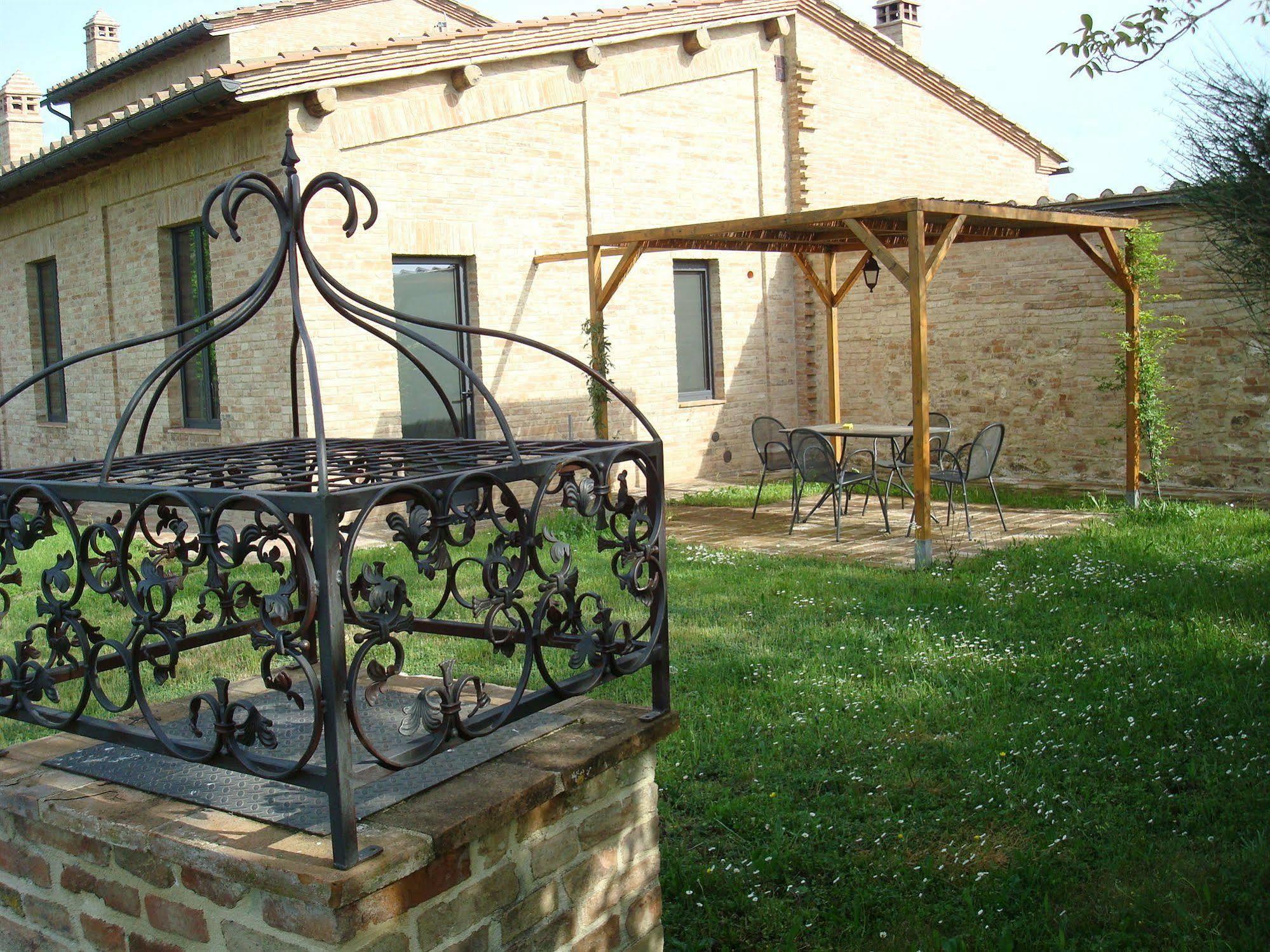 La Fornace Di San Galgano Villa Frosini ภายนอก รูปภาพ