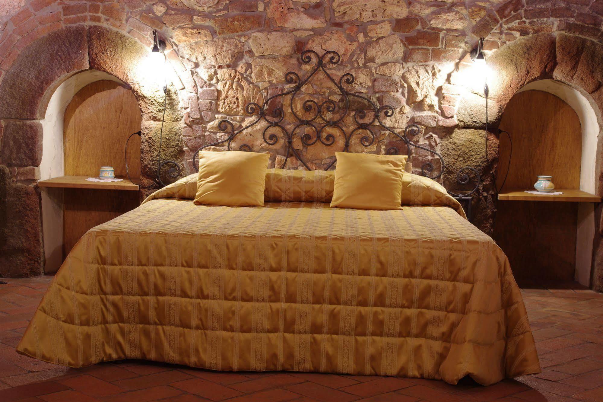 La Fornace Di San Galgano Villa Frosini ภายนอก รูปภาพ